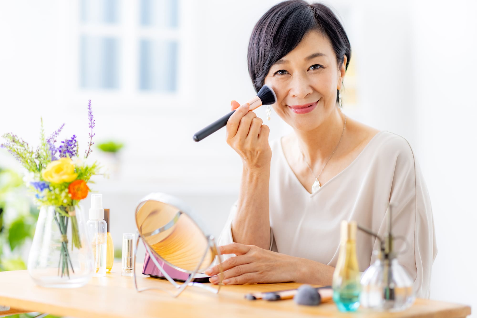 50代は肌の印象で若々しさを演出