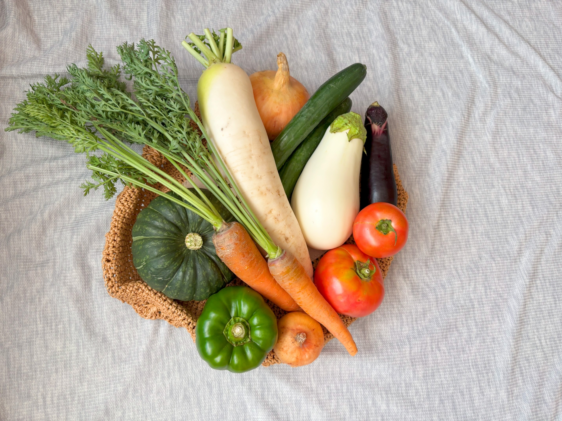 【美肌になるには】美肌を叶える生活習慣と年齢別のスキンケアや方法