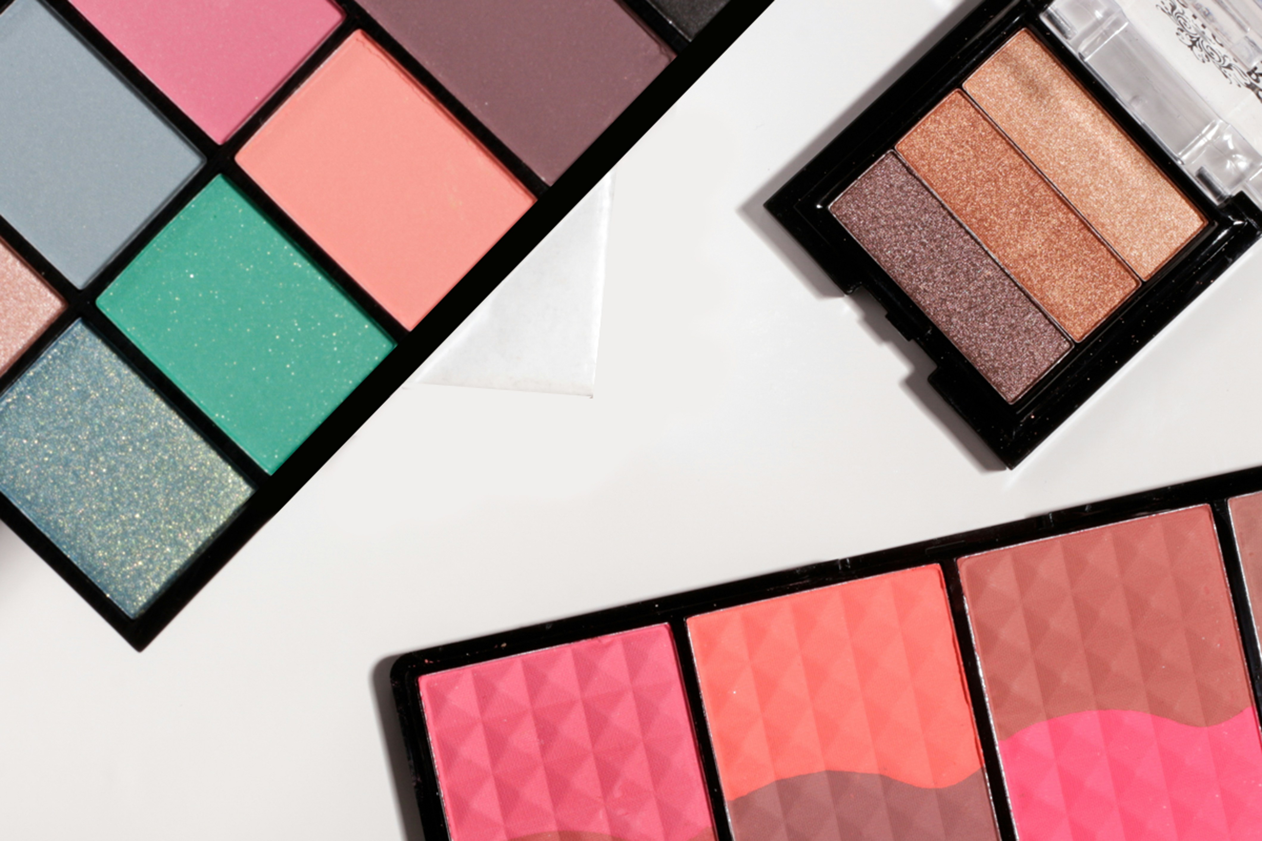 イエベに似合うアイシャドウは「色味×質感×トーン」で選ぶ