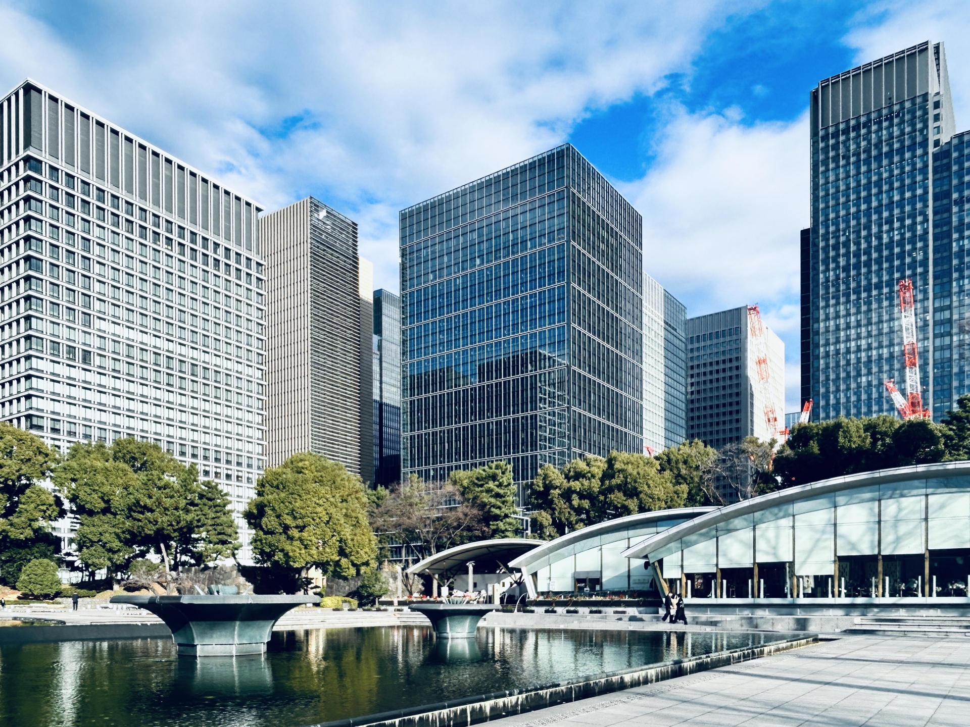 和田倉噴水公園 無料休憩所