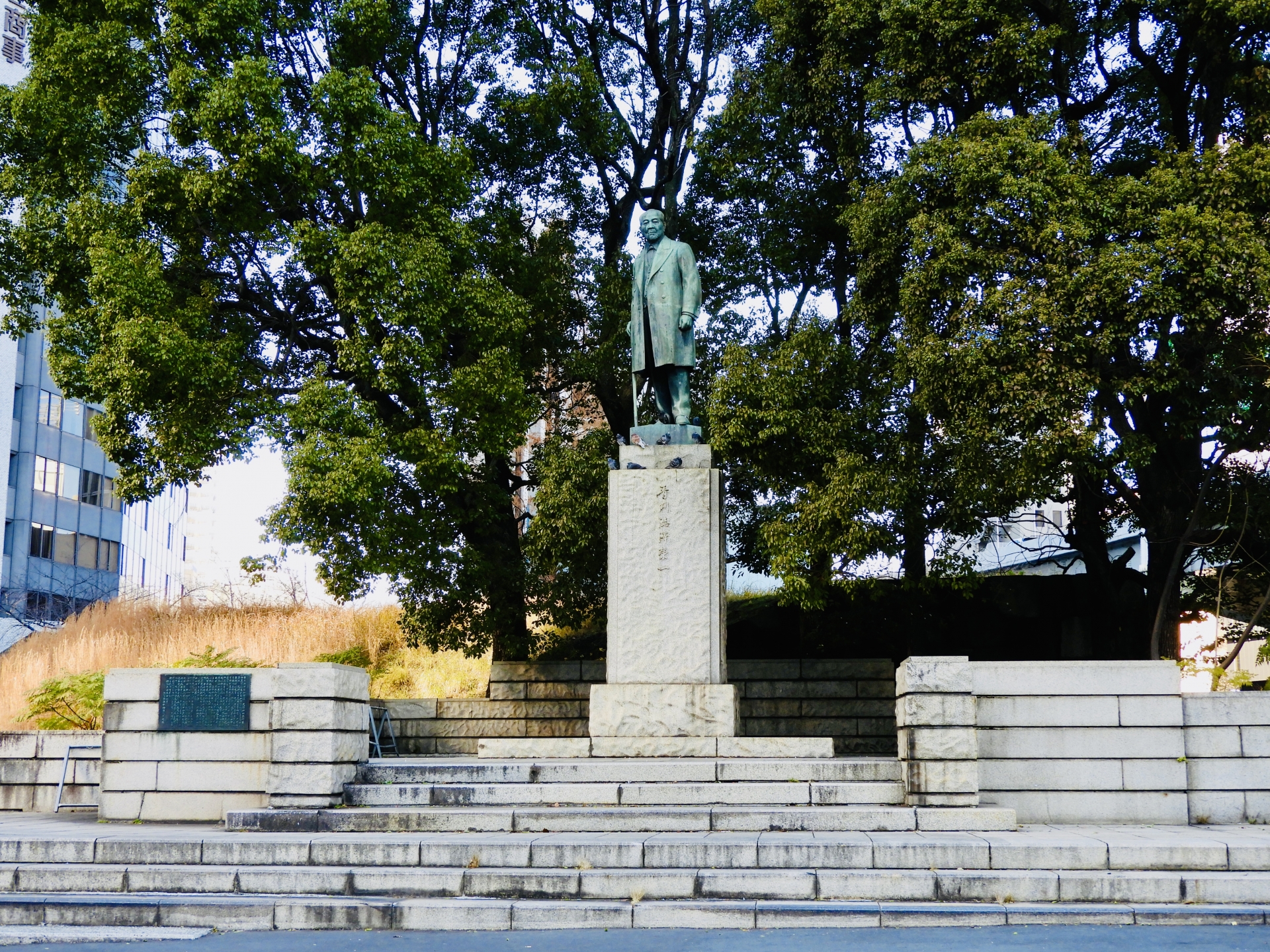 常盤橋公園・渋沢栄一像