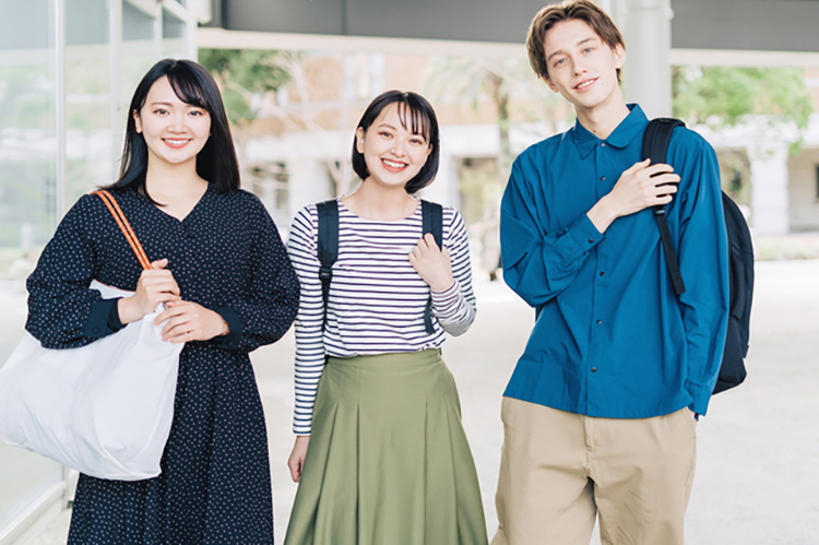 大学生以上の相場