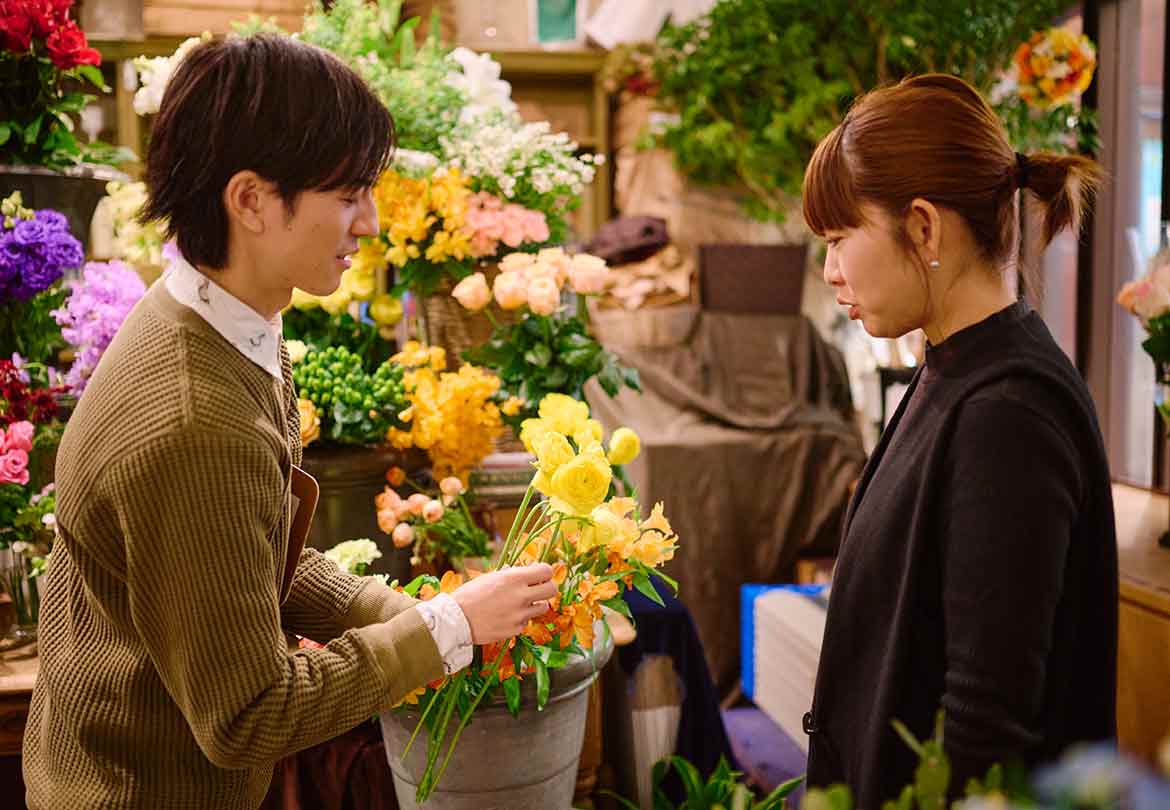 いつでも気軽に立ち寄れる。コンセプトはパリの花屋さん