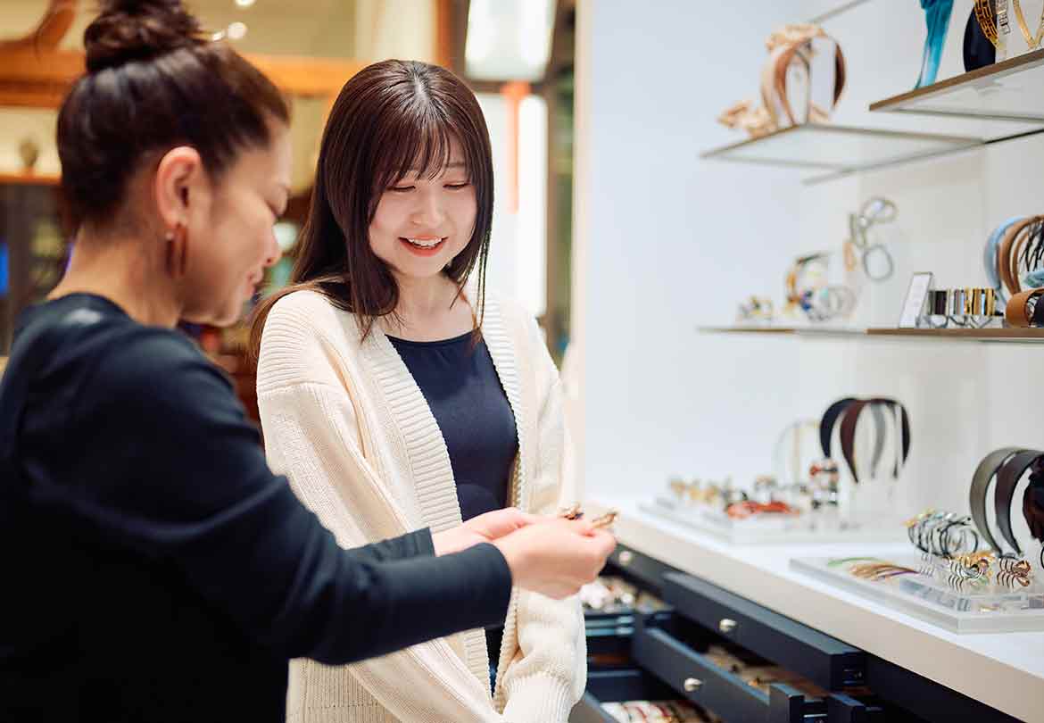 アイテムのセレクトはもちろん、使い方も丁寧にレクチャーしてもらえます