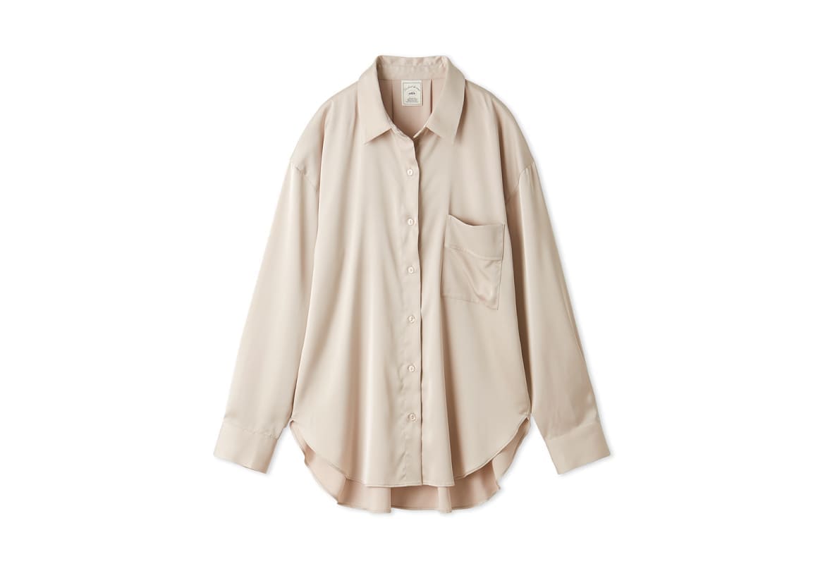 サテンシャツ （color：BEG.CGRY）7,920円 