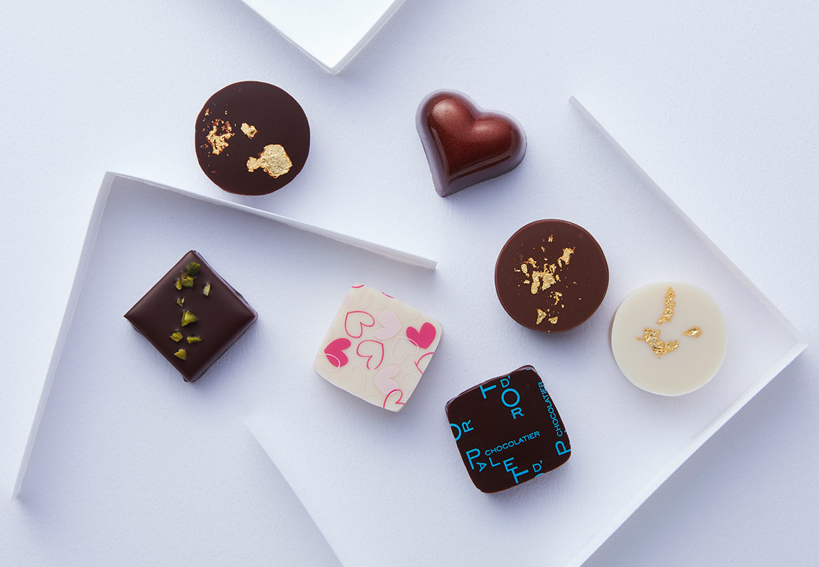 カカオ豆から手掛ける自家製チョコレートを使用したボンボンショコラ