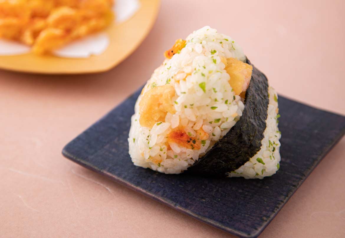 桜えび天ばらむすび  1個 270円