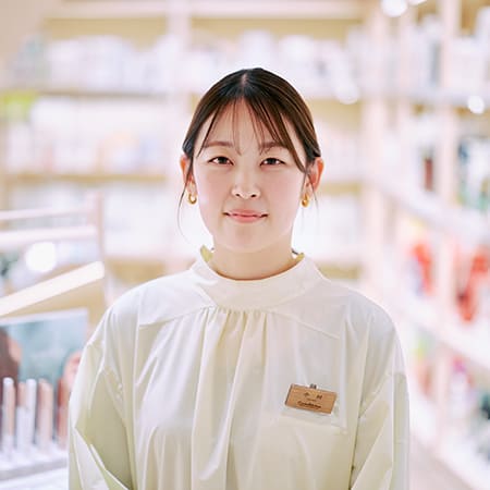 Cosme Kitchen BEAUTY 店長/小川由樹さん