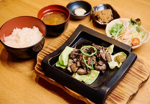 「神楽とり 炭火焼御膳」