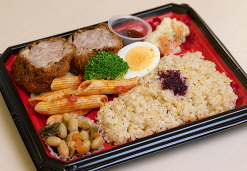 「日替わり玄米弁当（肉）」