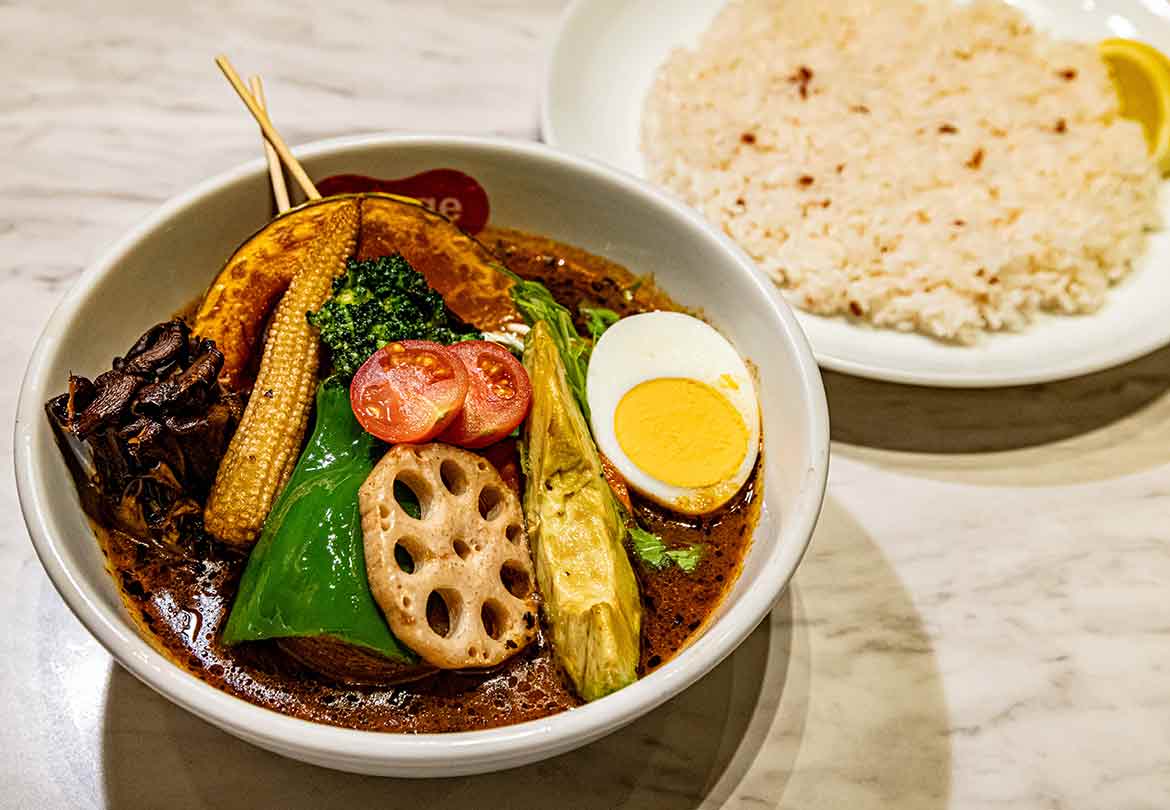 「野菜たっぷり12種のベジタブルカレー」