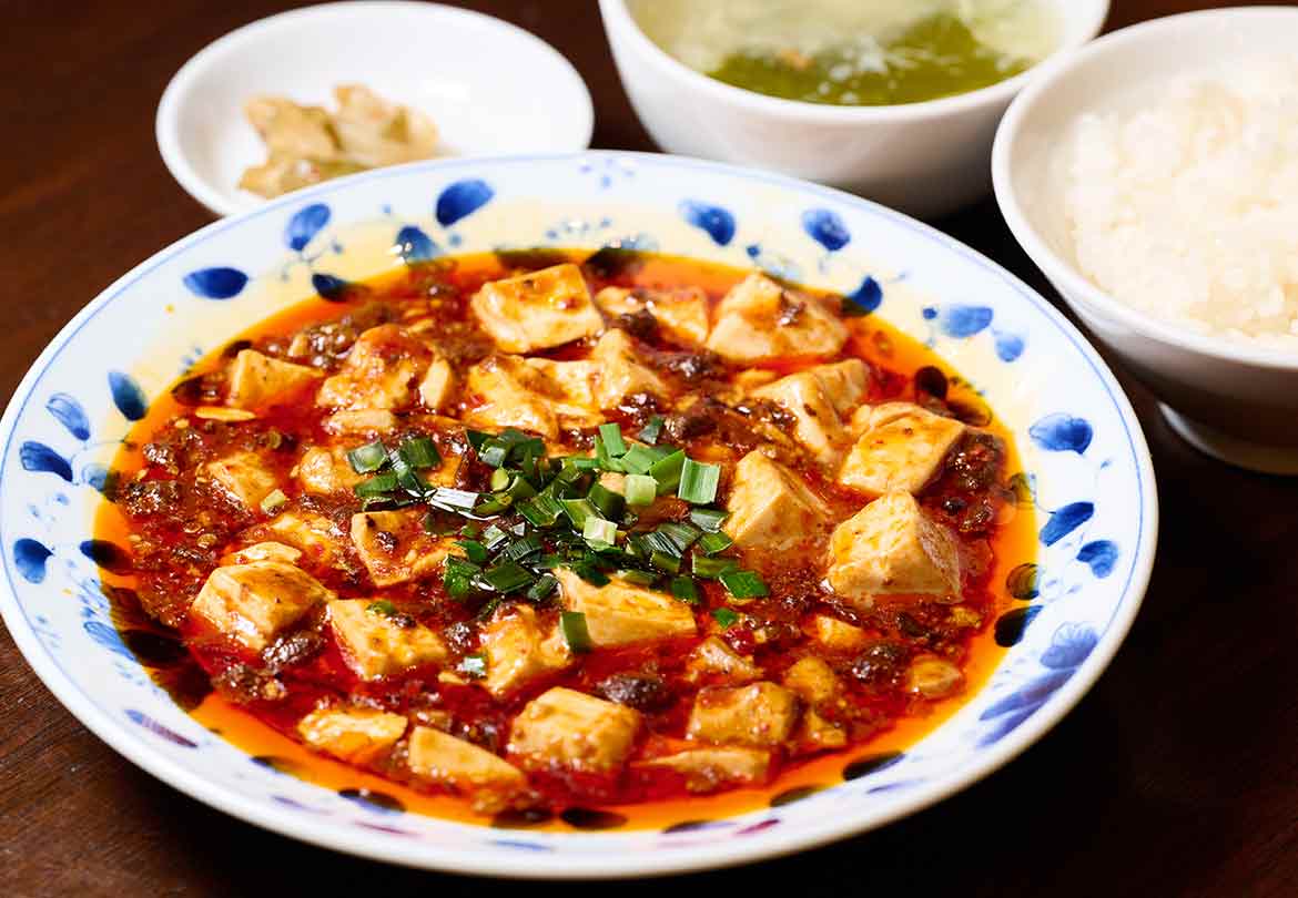 箸が止まらぬおいしさ!辛い料理の王道、マーボー豆腐