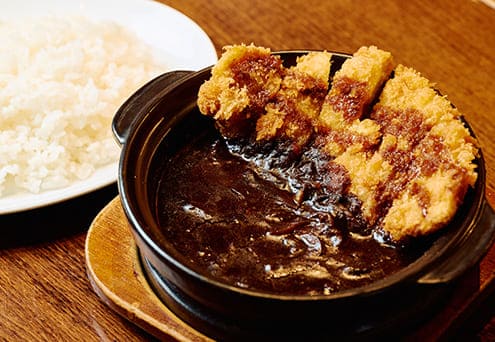 「とんかつ濃厚カレー」（写真のご飯は並盛270g）