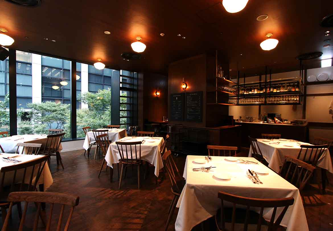 大人のデートにも重宝しそうな、洗練された空間