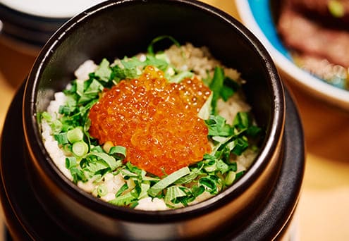 「鯖とイクラの土鍋ごはん」