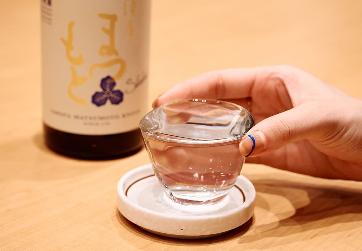 私の好きな京都の地酒「澤屋まつもと」の五百万石がありました。グラス900円