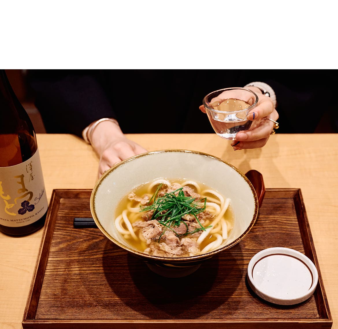 まるで料亭のお出汁。おばんざいと京風うどんで一人呑み