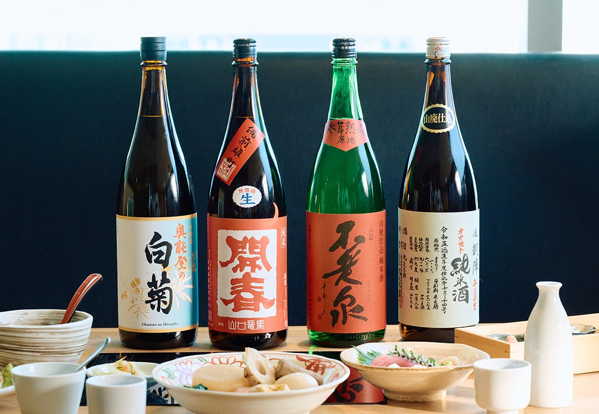 日本全国の日本酒約50種を取り揃える充実ぶり