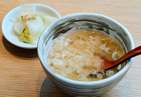 「茶めしだしかけ・自家製浅漬け」