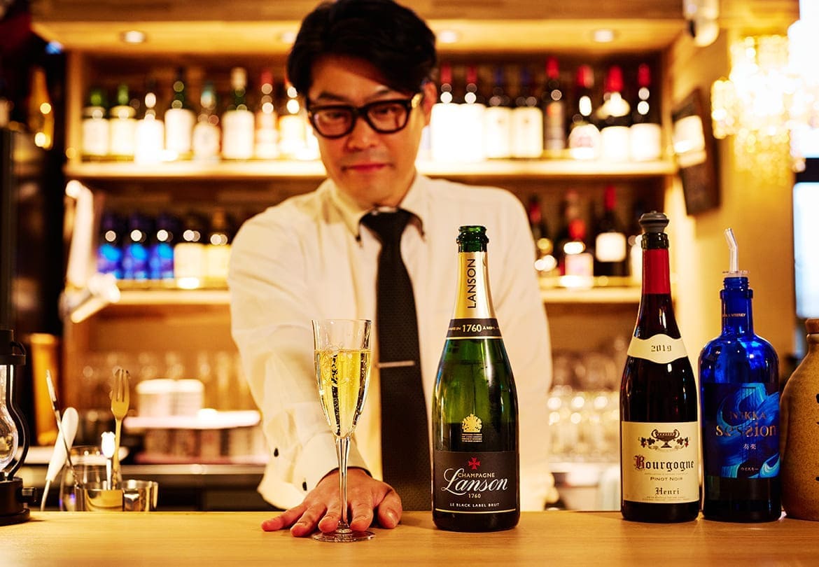シャンパンは「ランソン ブラックラベル」グラスで1,760円