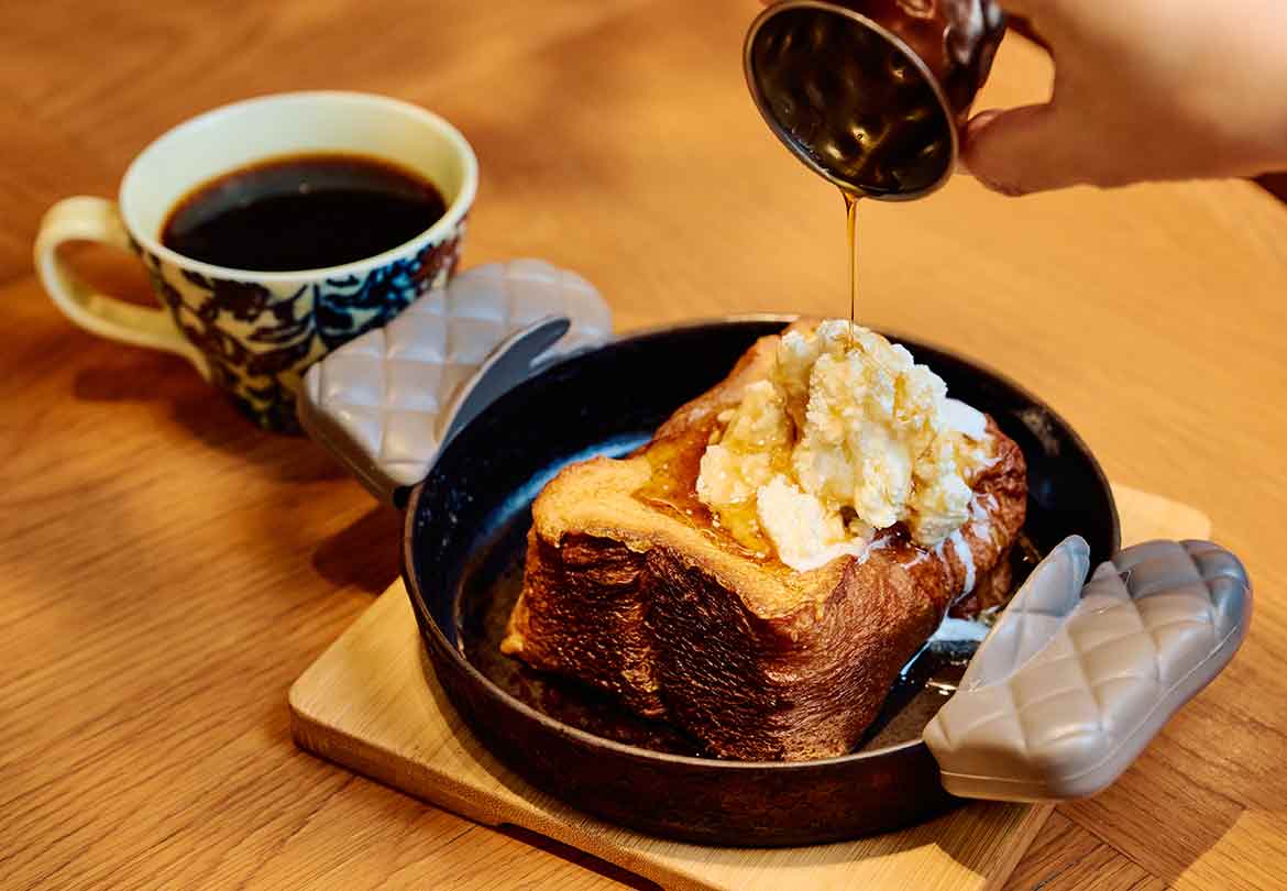 シグネチャーメニューの“飲めるフレンチトースト”