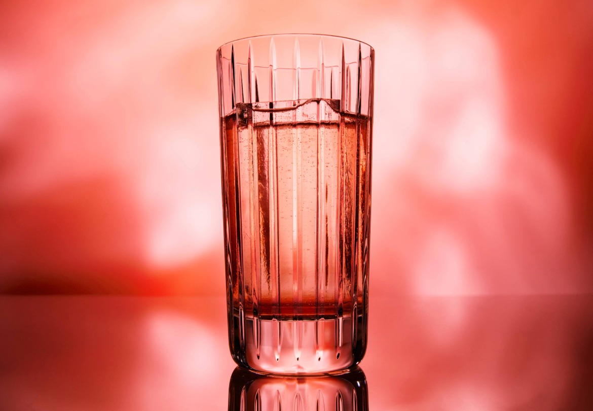 バカラのグラス「ハーモニー」でいただく「桜ハーモニー」