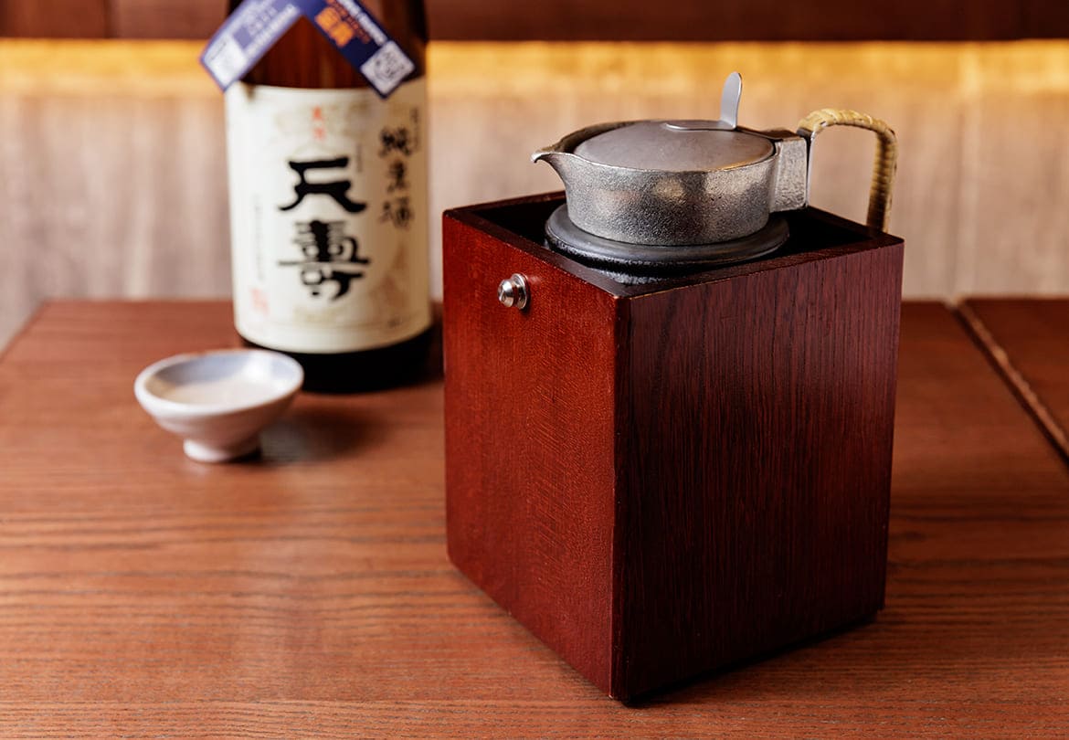 「ミニかんすけ」という箱上の保温器で提供されるので、ベストな温度が続く