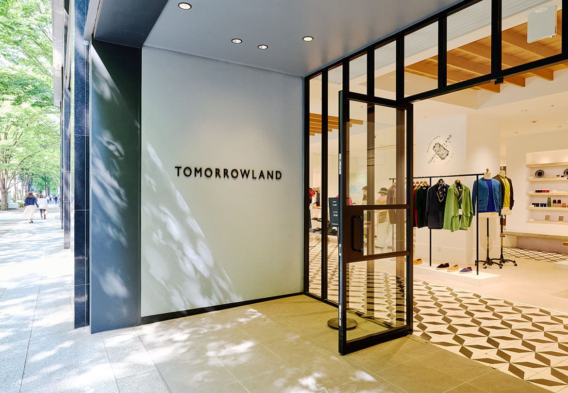 TOMORROWLAND 丸の内