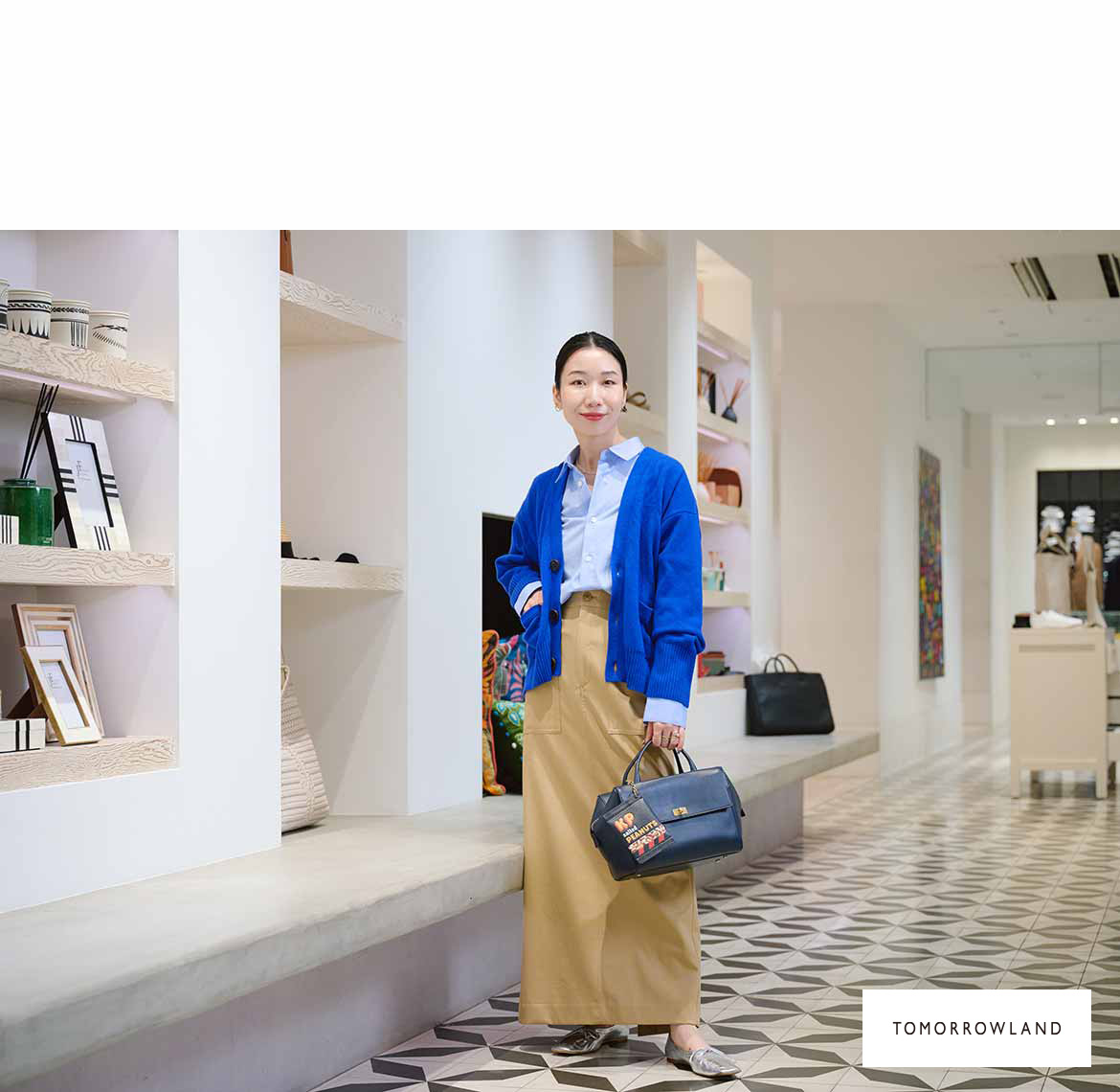 寒暖差が気になる秋口にカバンに忍ばせたい！1着プラスワンコーデ