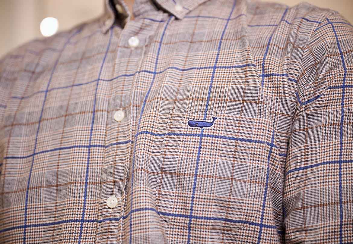 胸元にアイコンのマッコウクジラ