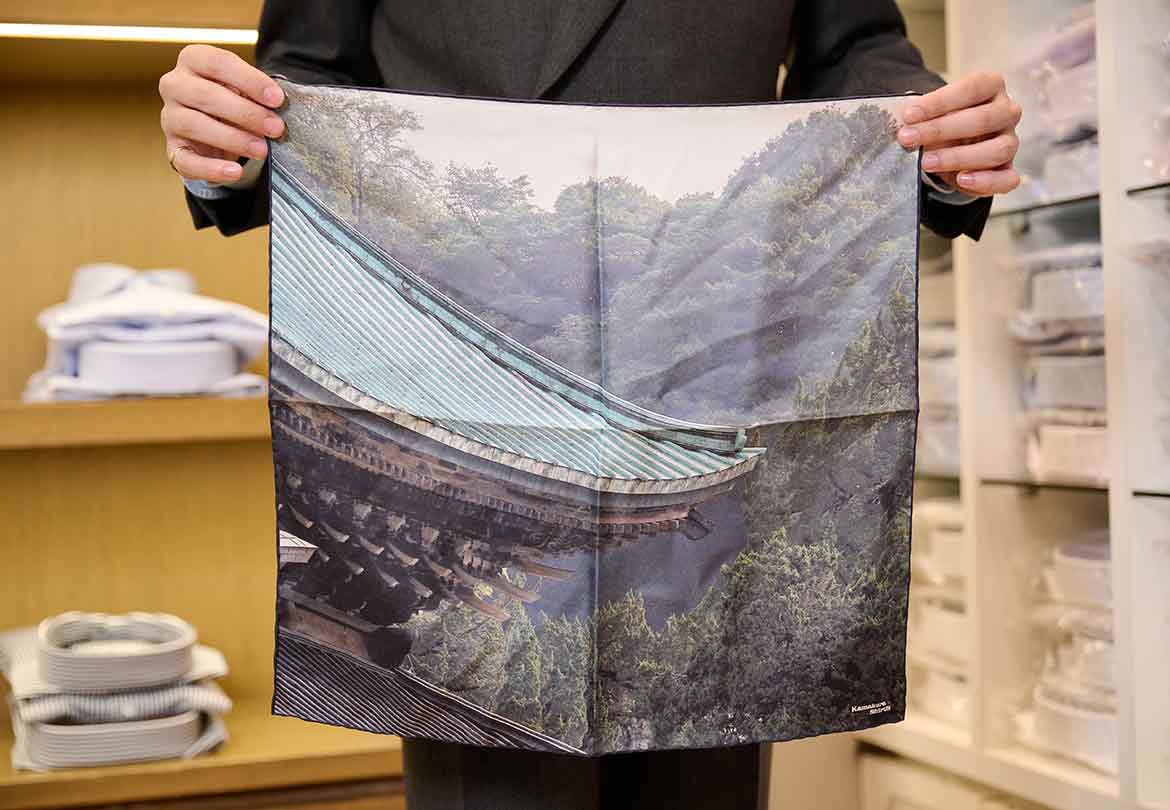 ポケットチーフは鎌倉の歴史的建造物のデザイン