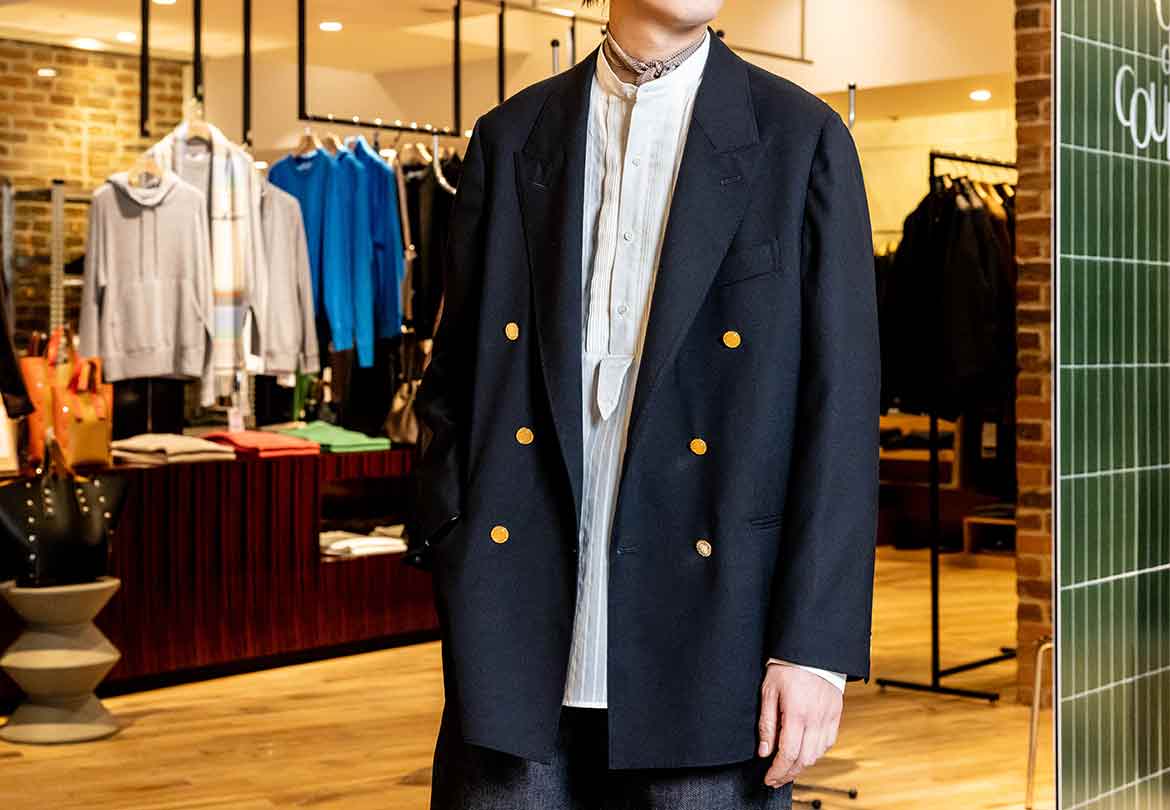 王道スタイルだけど、リラックスした着心地