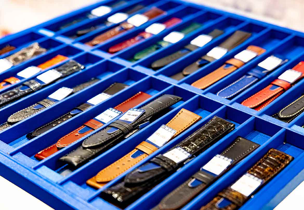 老舗ベルトメーカーならではの充実のラインナップ