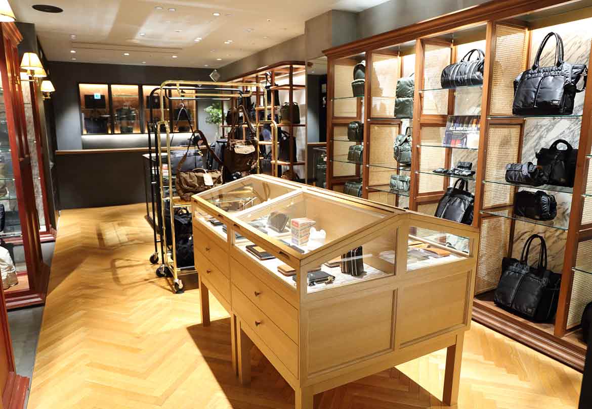 「𠮷田カバン」とは？