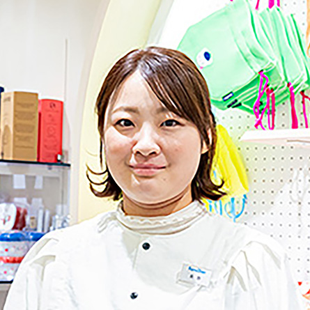 ファミリア　店長　桑野真紀子さん