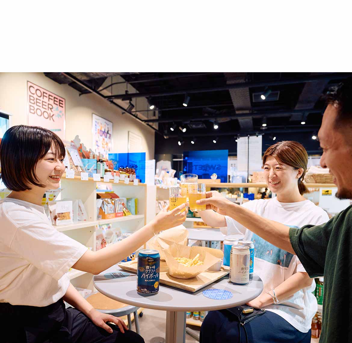 1人でも誰かと来てもたのしめる！好きなものと出合えるニューデイリーストア