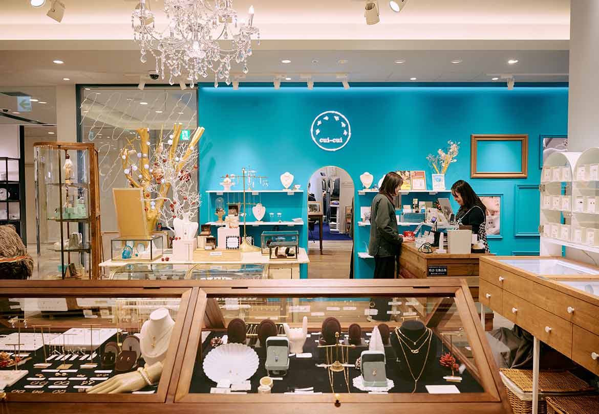 「cui-cui 丸ビル店」とは？