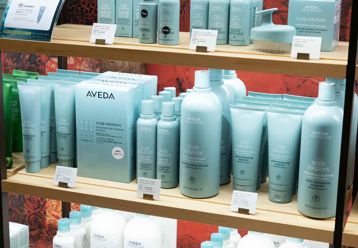 人気のAVEDA製品も充実
