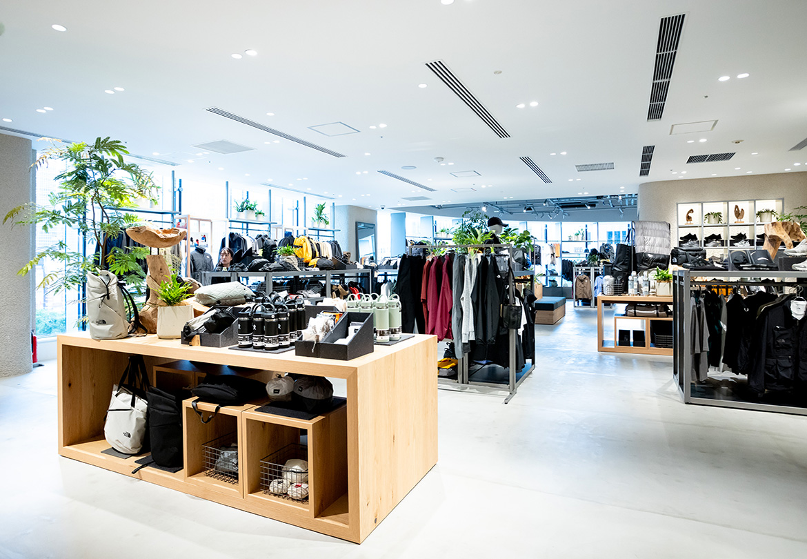 こんなとこまで?と驚くほどの広さを誇る店内