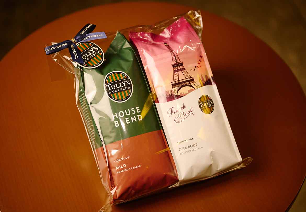 「ハウスブレンド」1,320円（左）、「フレンチロースト」1,320円（右）