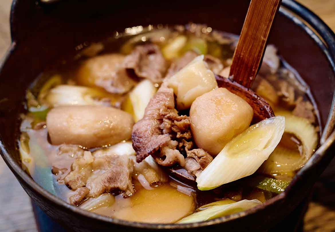 山形県といえば「芋煮」（単品800円）